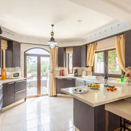Brigitte Villa Paralimni