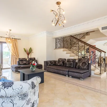 Villa Brigitte Paralimni
