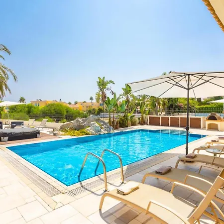 Brigitte Villa Paralimni